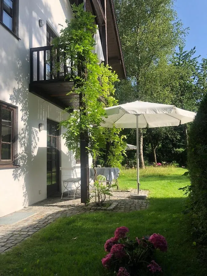 Gartenwohnung Tausendfreund Am Chiemsee Breitbrunn am Chiemsee 0*,